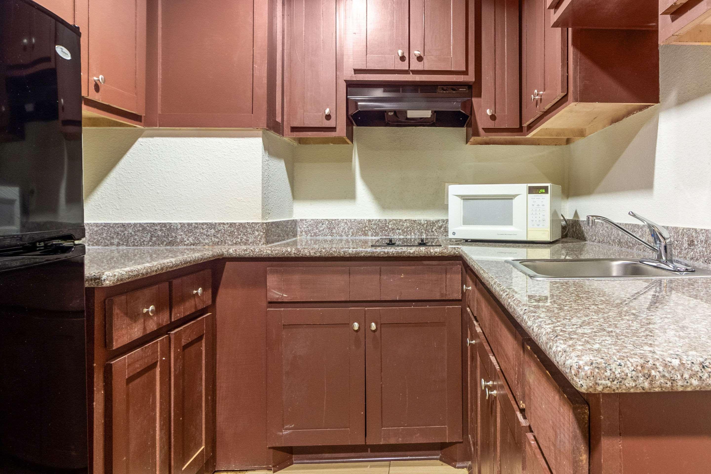 Rodeway Inn & Suites Houston Near Medical Center Dış mekan fotoğraf