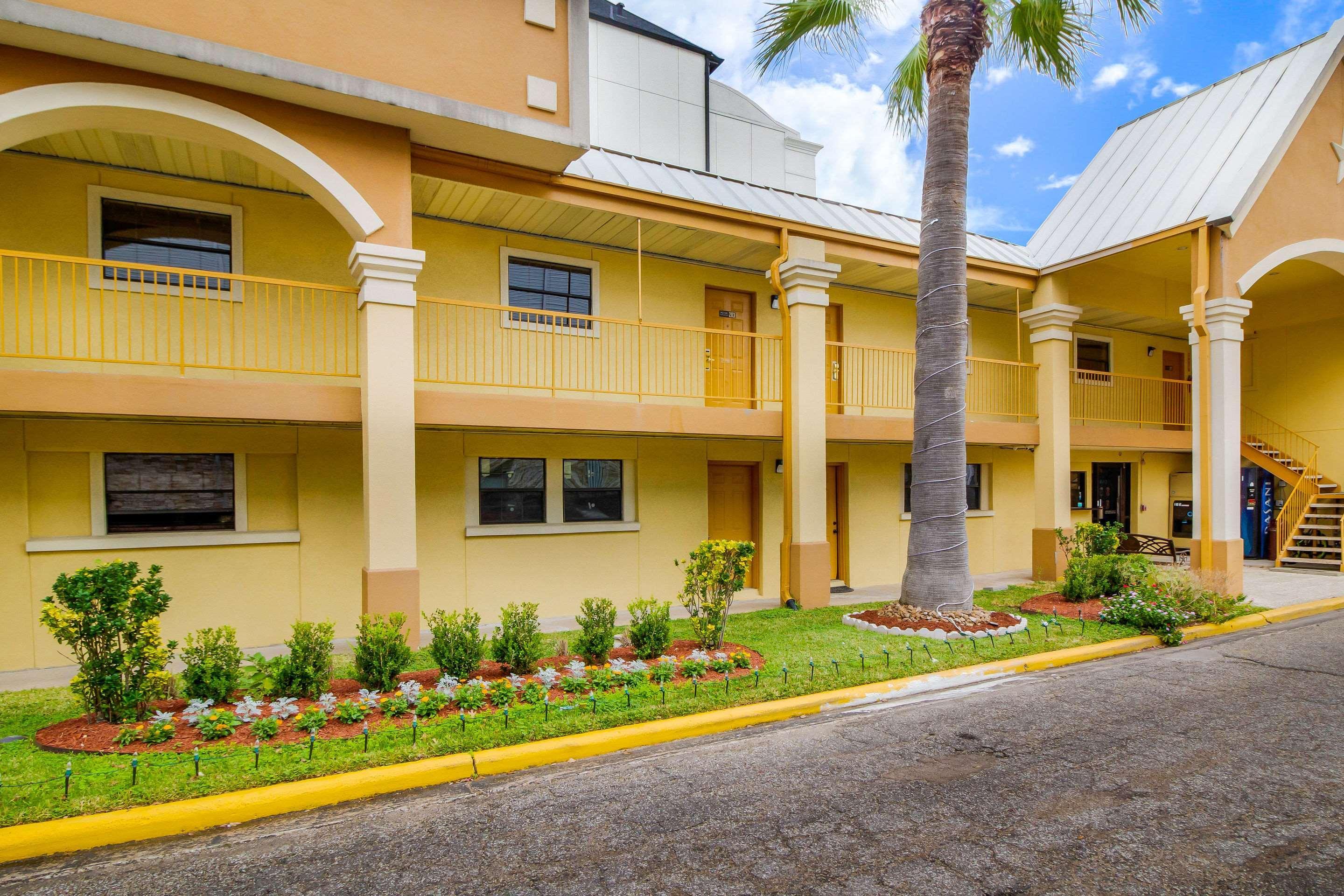 Rodeway Inn & Suites Houston Near Medical Center Dış mekan fotoğraf