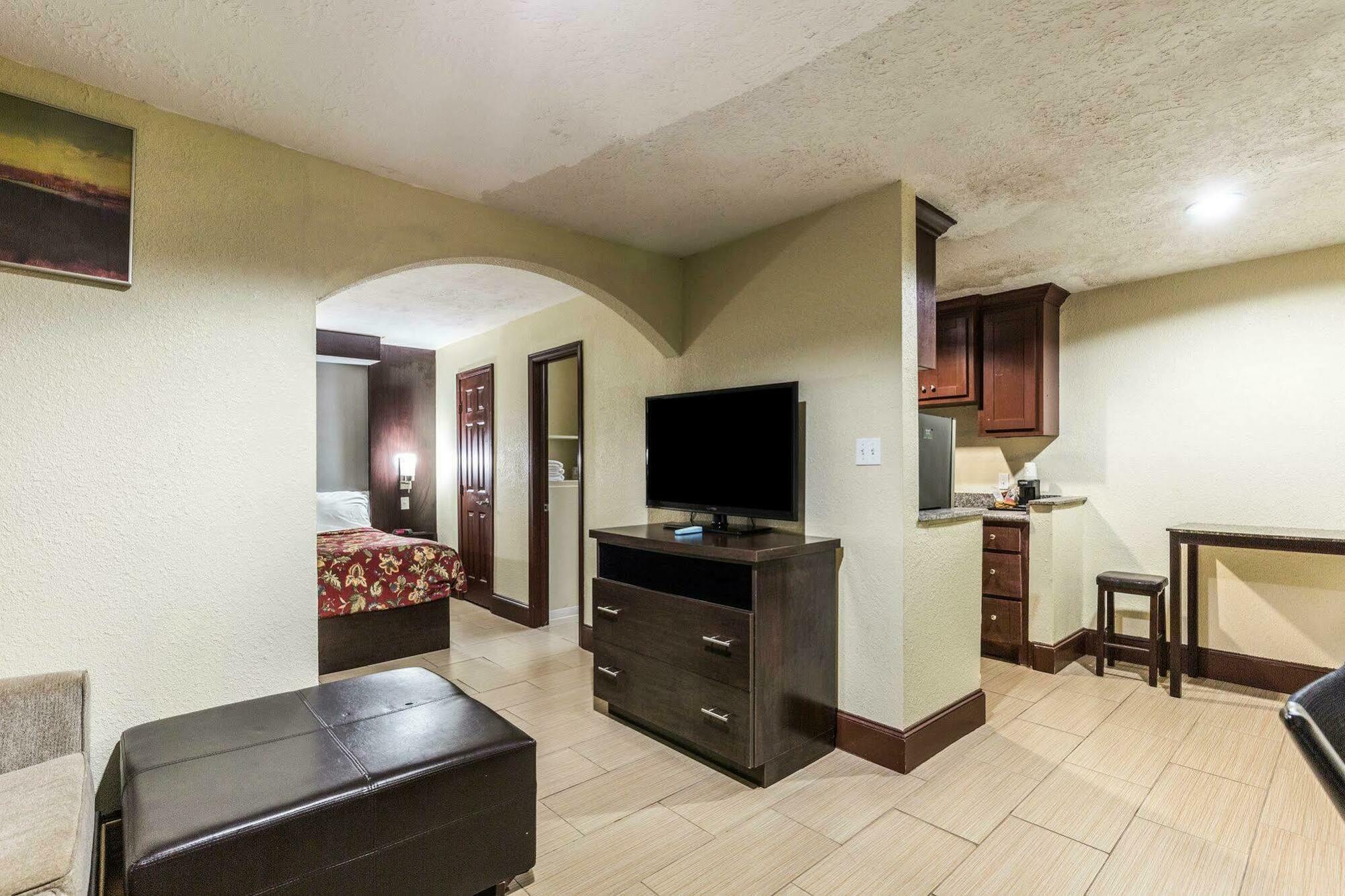 Rodeway Inn & Suites Houston Near Medical Center Dış mekan fotoğraf