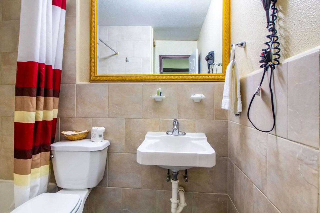Rodeway Inn & Suites Houston Near Medical Center Dış mekan fotoğraf